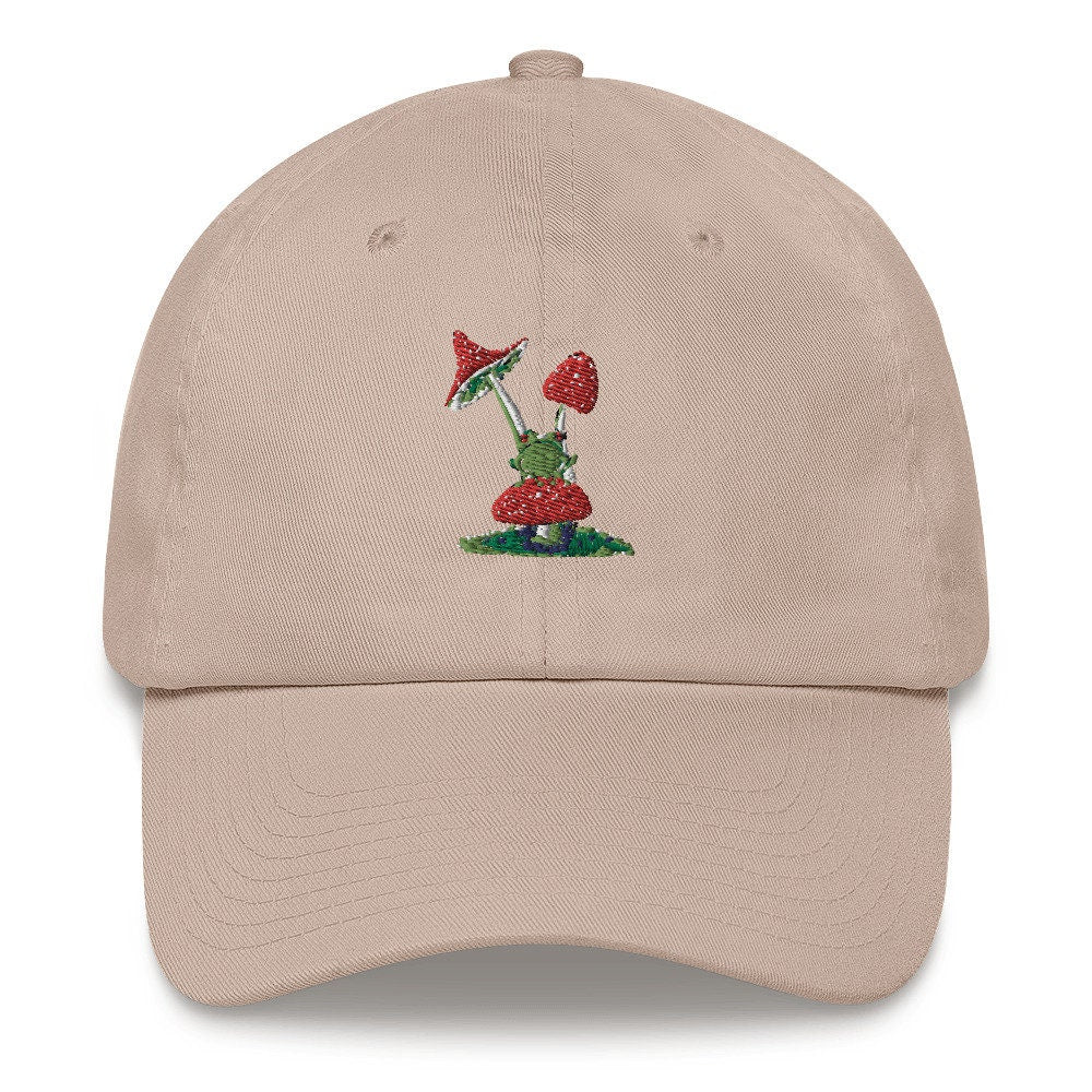 Cute Mushroom Frog Dad hat, Frog on Shroom, Toadstool mushroom Hat, Frog Aesthetic, Cute frog Lover Gift, Embroidery frog mushroom aesthetic