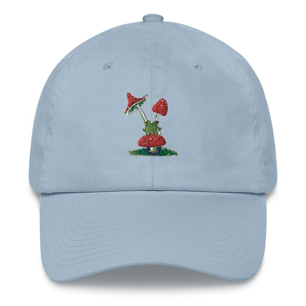 Cute Mushroom Frog Dad hat, Frog on Shroom, Toadstool mushroom Hat, Frog Aesthetic, Cute frog Lover Gift, Embroidery frog mushroom aesthetic